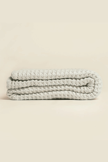 Happy Place - The Weightless Waffle Throw Blanket Silver